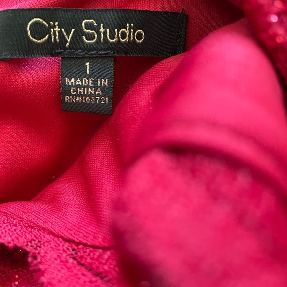 NWT Red Sparkle Short Dress Size 1 - Picture 5 of 7